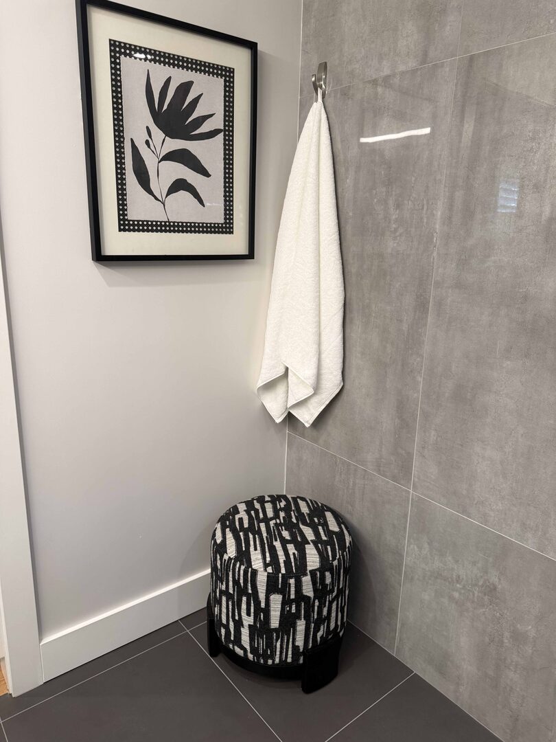 Bathroom tile and fixture cleaning Santa Clara County by M&P ProClean