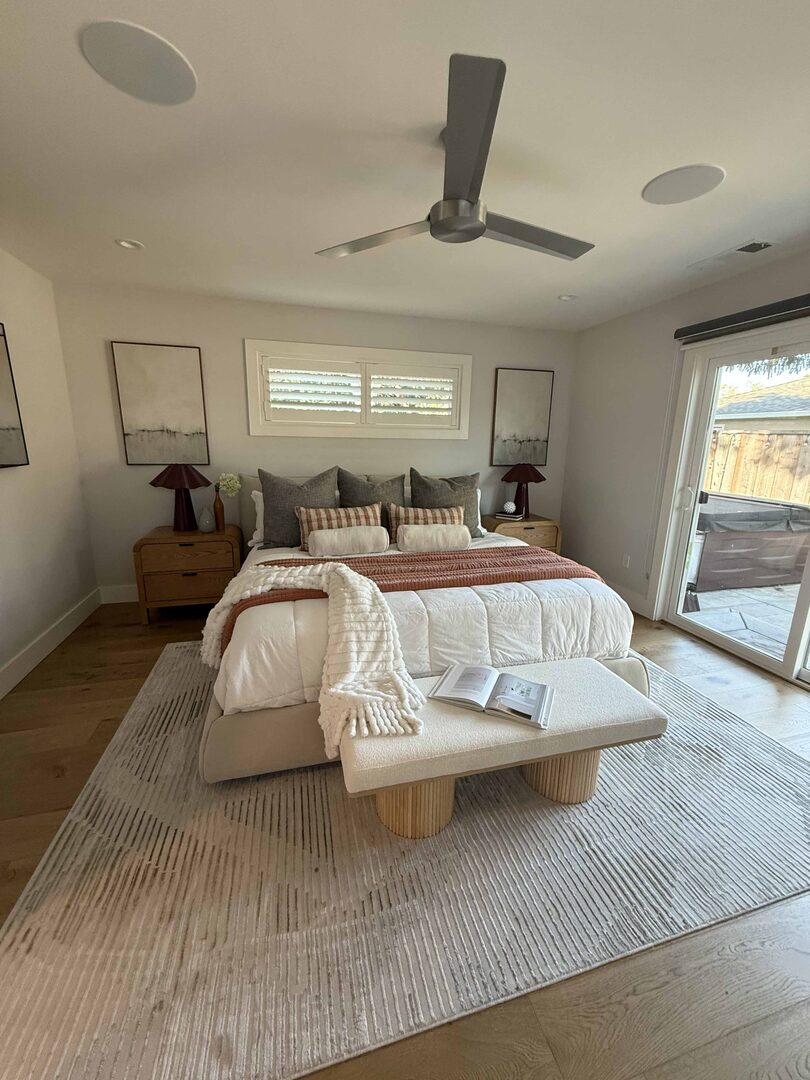 Bedroom cleaning service San Jose — surfaces dusted and floors cleaned