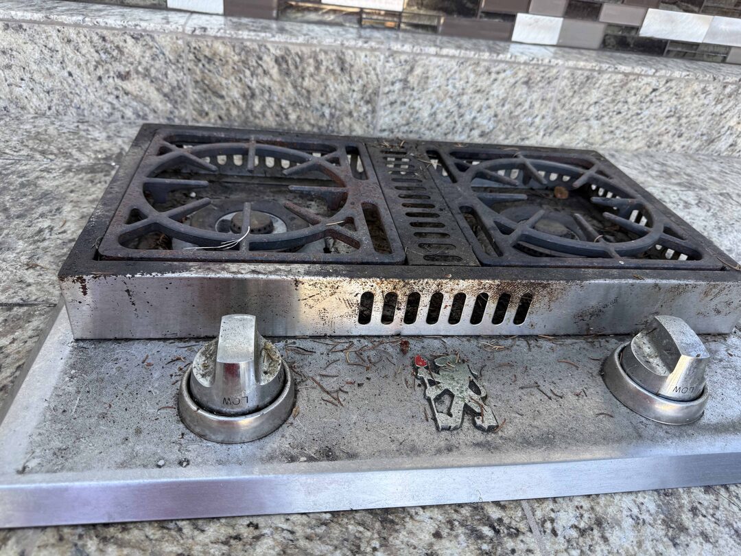 Dirty stovetop before deep cleaning service Santa Clara CA