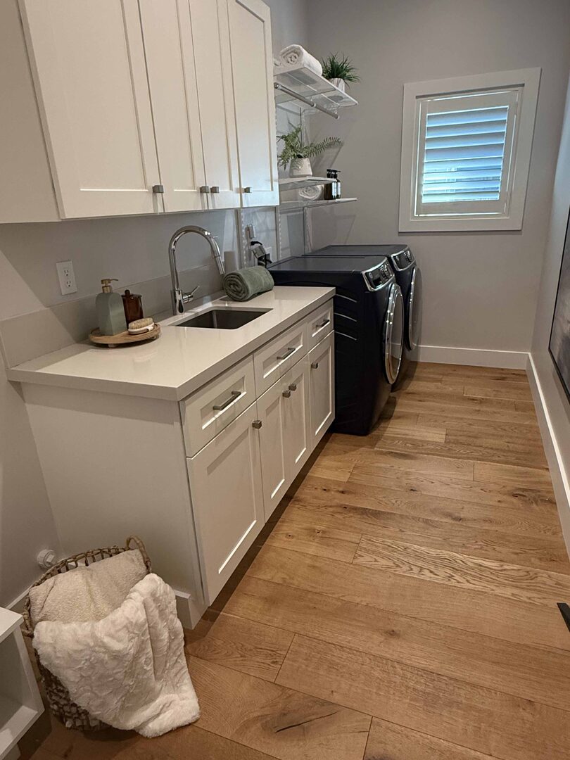 Living area deep cleaning Santa Clara CA by M&P ProClean